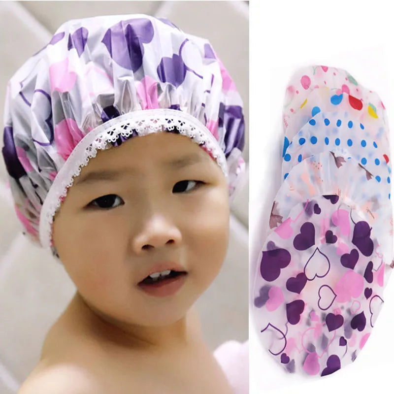Touca de Banho Impermeável Confort Kids – Proteção e Estilo
